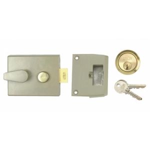 Union 1026 1027 1028 Cylinder Nightlatch (1026 1027)